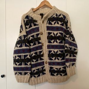 *VINTAGE* 100% Wool Sweater